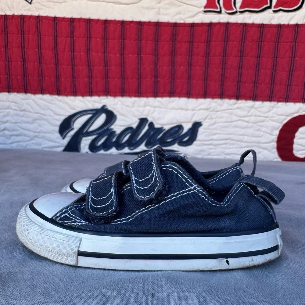 Size 6c - Baby Infant Black Unisex Converse All Star Low Top Velrco Canvas Shoes